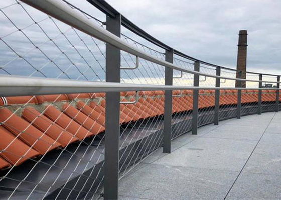 Podwieszana siatka zabezpieczająca przed upadkiem Architektoniczna siatka kablowa z siatką kablową ze stali nierdzewnej z drutu 3,0 mm