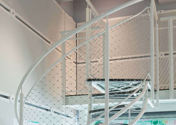 60 mm Włócznik balustrady, sieć kablowa 60x104mm Otwarcie