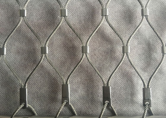 Siatka bezpieczeństwa ze stalowej liny nierdzewnej 7x19, styl zaciskany