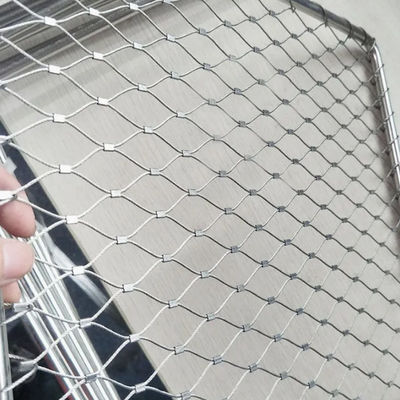 Elastyczna siatka kablowa z dzianiny z okuciem do ogrodzenia ogrodu zoologicznego
