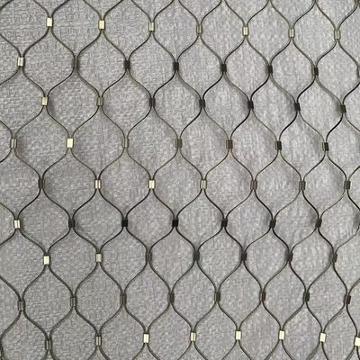 Siatkowa lina stalowa nierdzewna do ochrony przed upadkiem - średnica kabla 2,0 mm