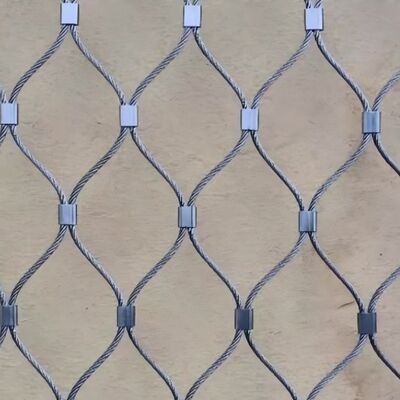 Wytrzymała siatka kablowa X Tend do wsparcia ścian roślin w pomieszczeniach